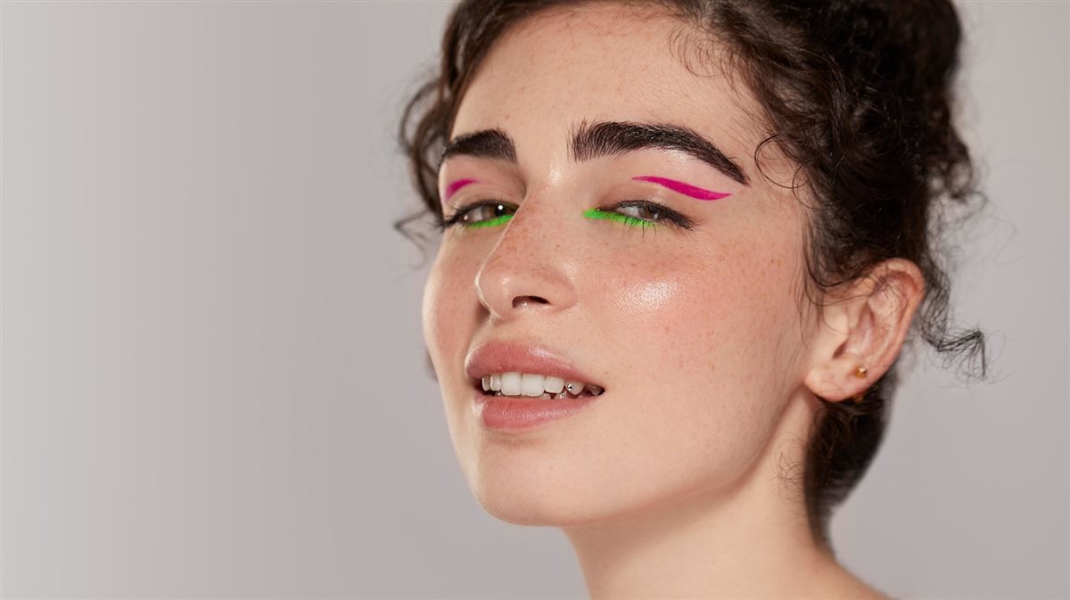 صيحات المكياج 2025