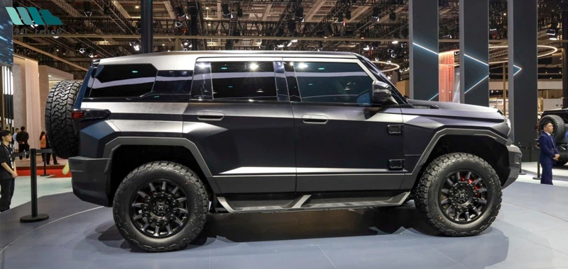 سيارة دونج فينج MHERO 1