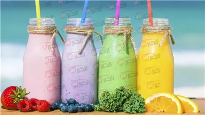 أطعمة ومشروبات لا غنى عنها في الصيف.. رطبي بها على أولادك