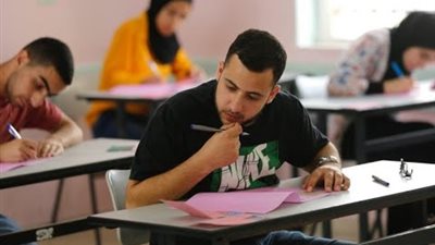 امتحانات الثانوية العامة ٢٠٢٥.. وزارة التعليم تكشف جدول الاختبارات ومواعيد الانطلاق الرسمية