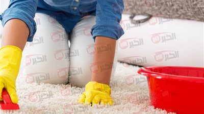 أفضل طريقة لتنظيف السجاد بالمنزل والتخلص من البقع والروائح الكريهة